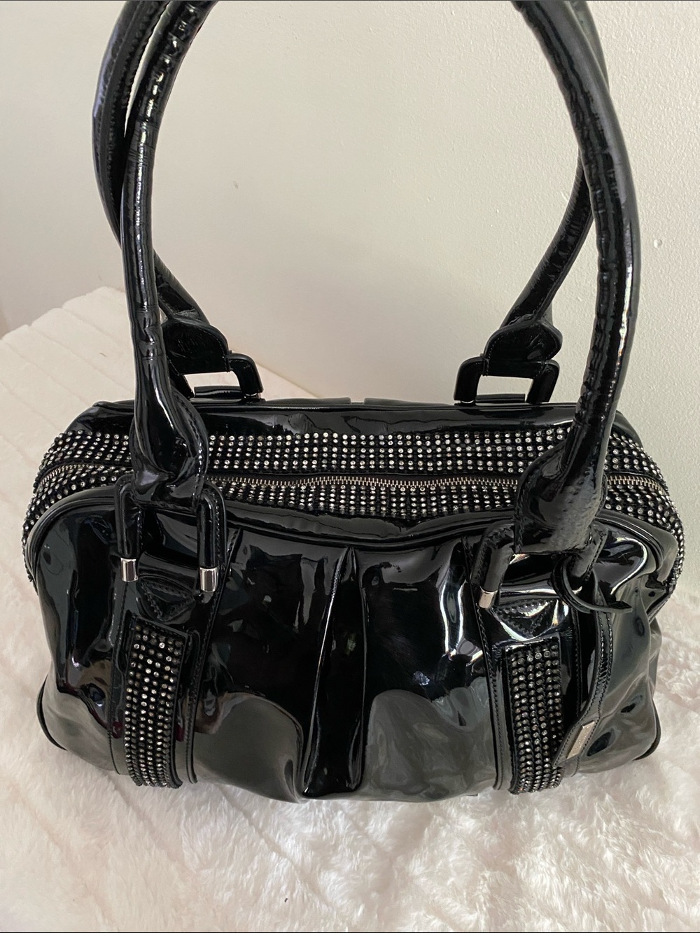 Rioni Studded Shoulder Tote in Glossy Black Patent Leather - Made in Italy - Picture 10 of 17